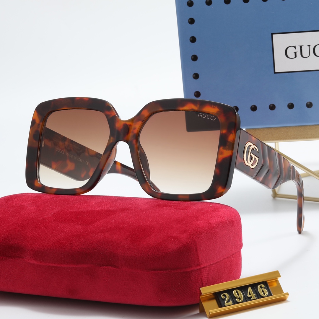 GUCCI GG Sunglasses 2946