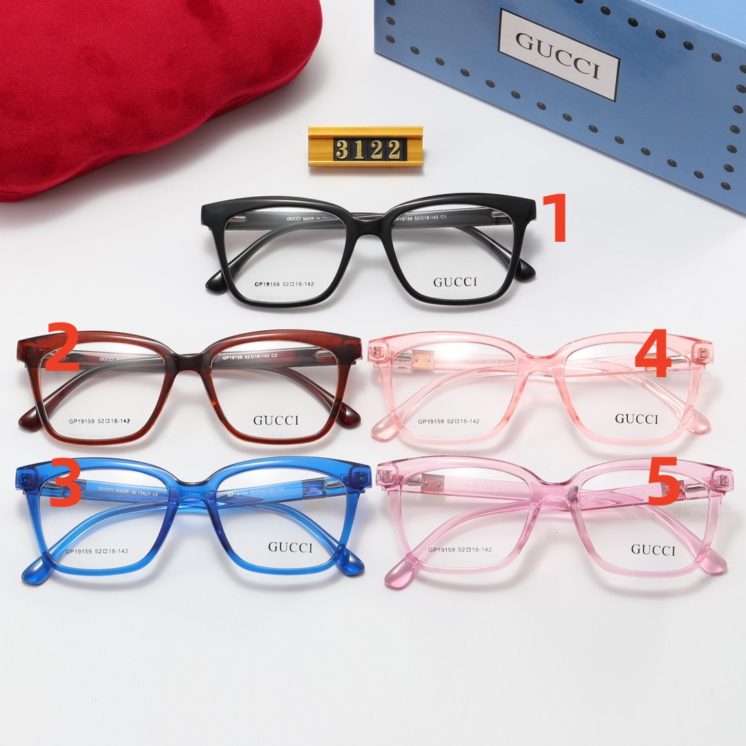 GUCCI GG Sunglasses 3122