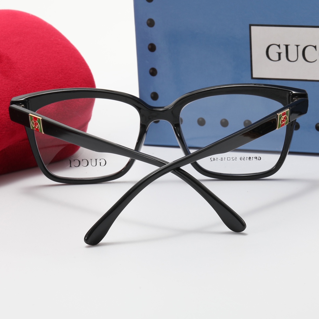 GUCCI GG Sunglasses 3122