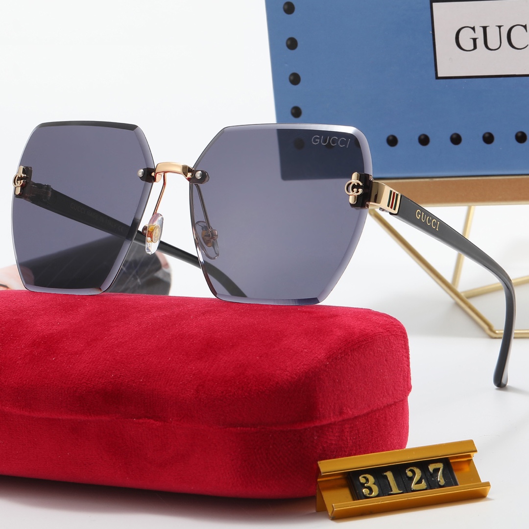 GUCCI GG Sunglasses 3127