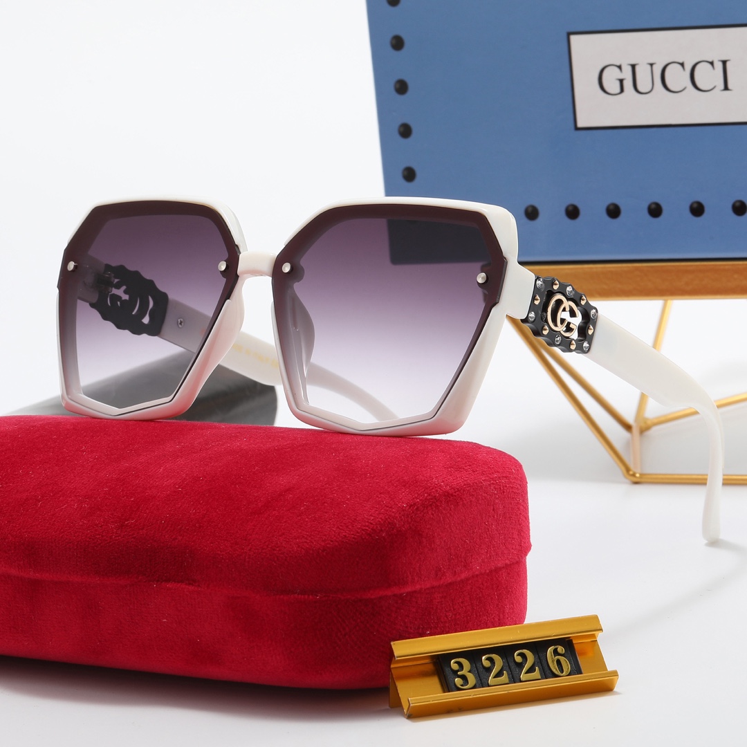 GUCCI GG Sunglasses 3226