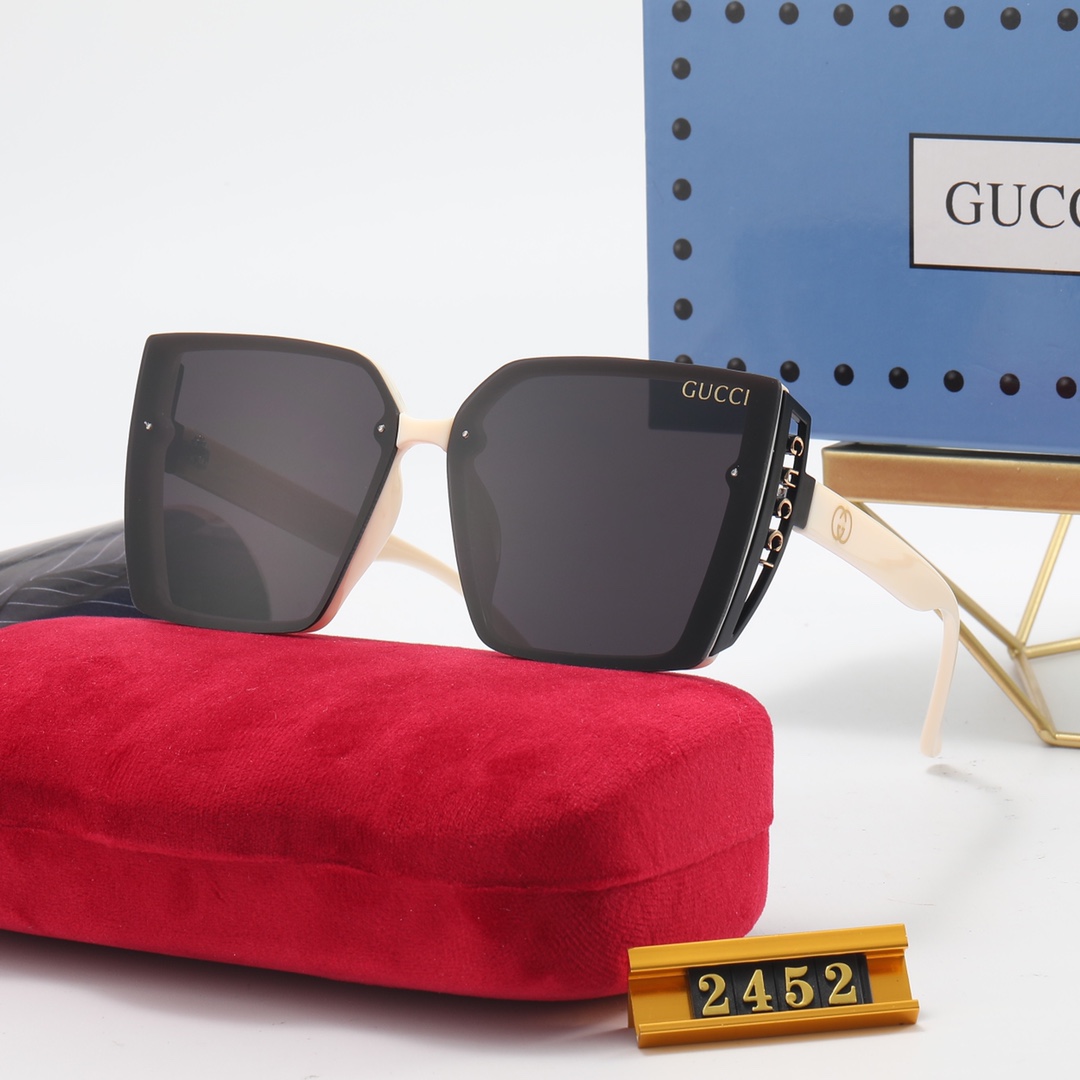 GUCCI GG Sunglasses 2452