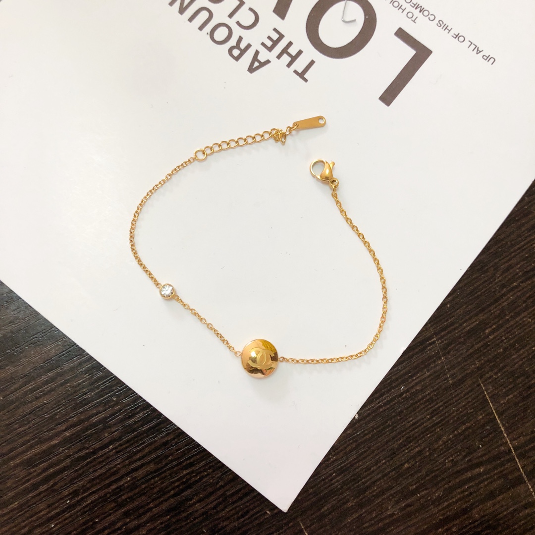 Chanel gold bracelet 111861