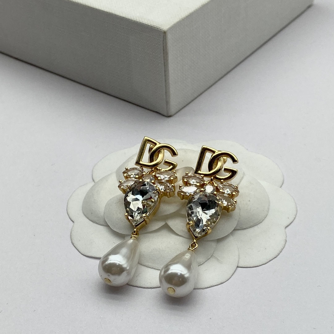 DG Dolce Gabbana earrings 111812
