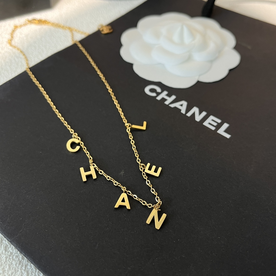 X511  Chanel alphabet necklace