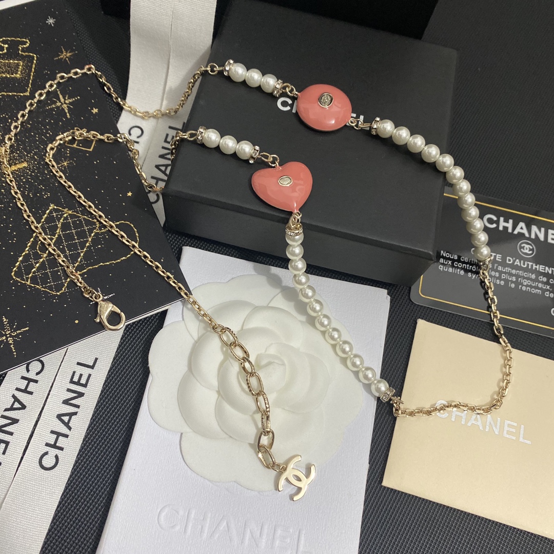 B551  Chanel enamel pink long pearls necklace