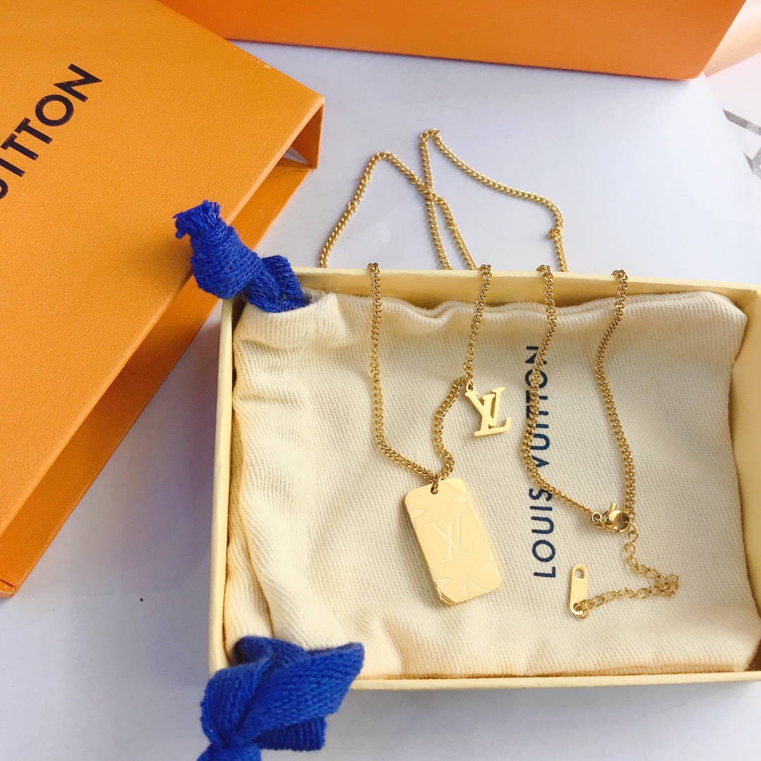 X007 LV Louis vuitton necklace