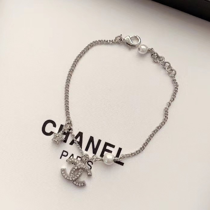 B157 Chanel bracelet 107930