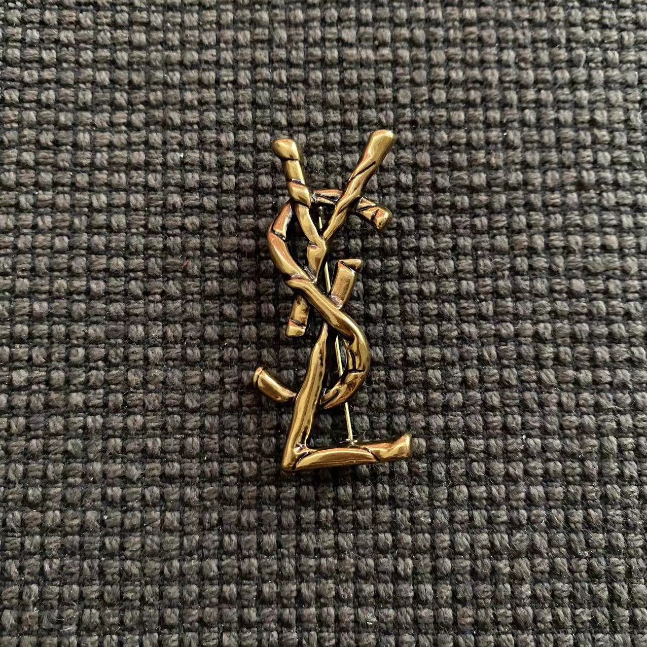 YSL copper vintage brooch 110890