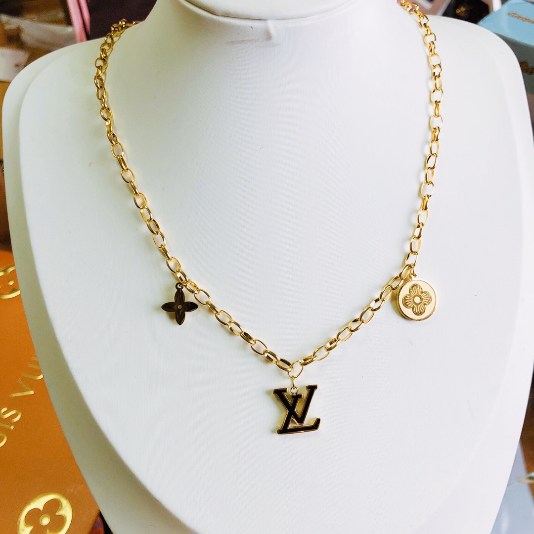 LV Louis vuitton necklace 112028