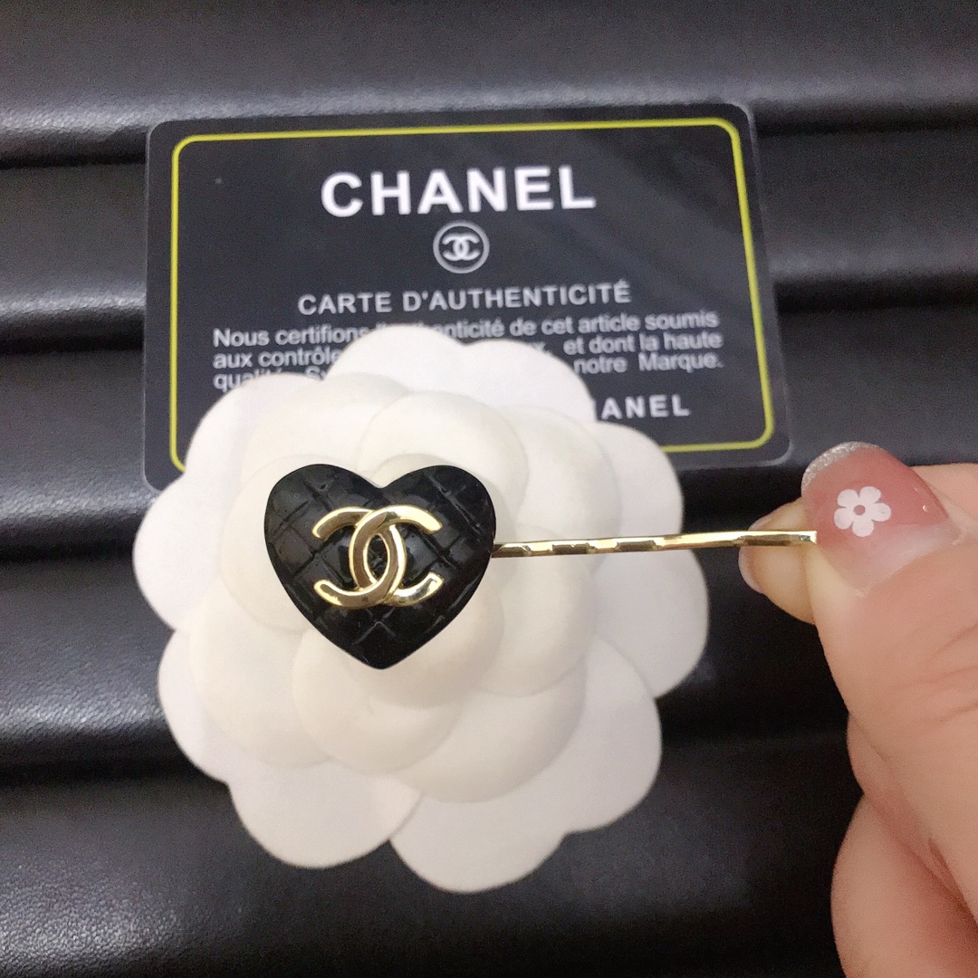 Chanel hairclip 112046
