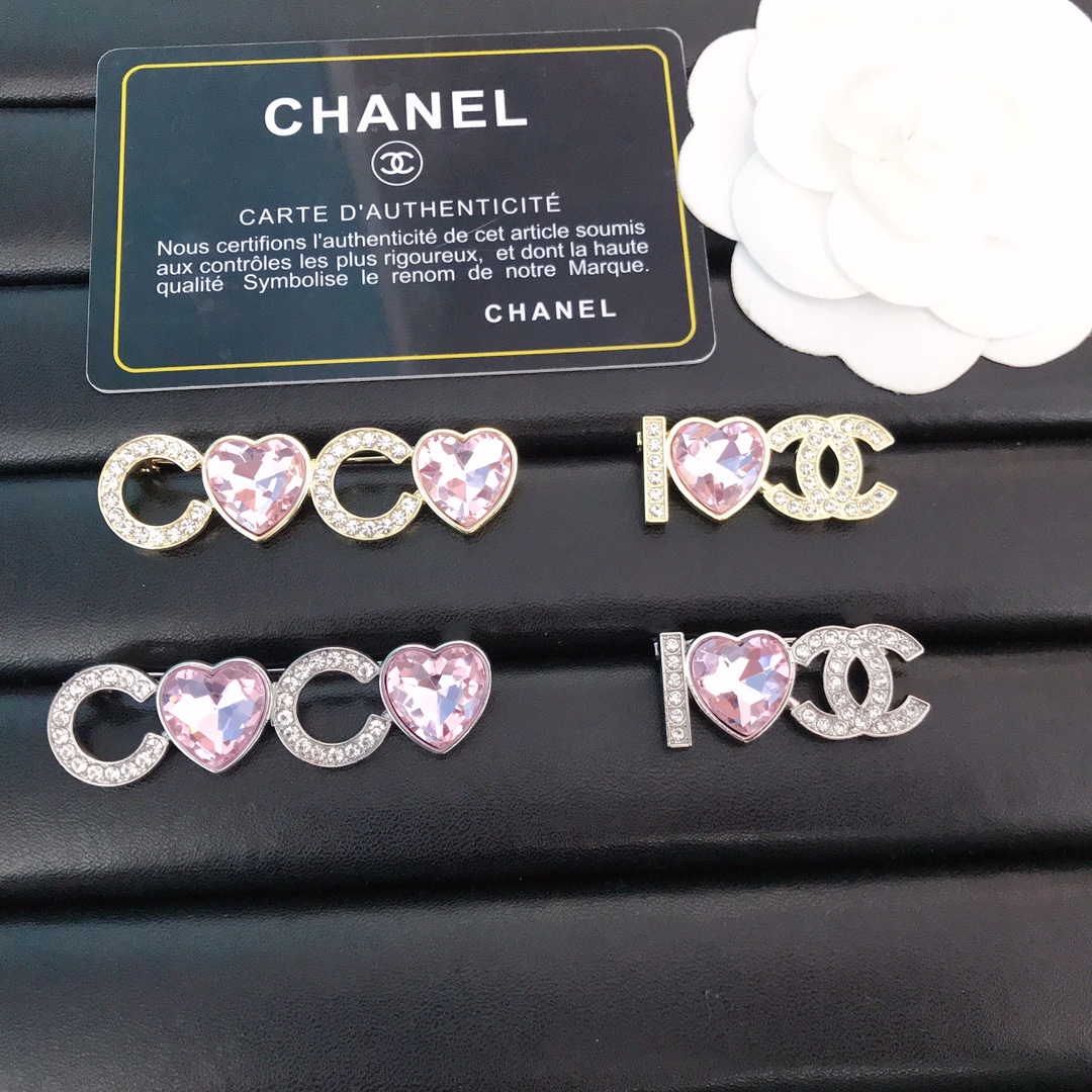 Chanel pink heart brooch 112043