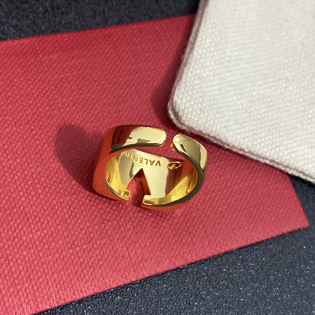 JZ021 Valentino ring
