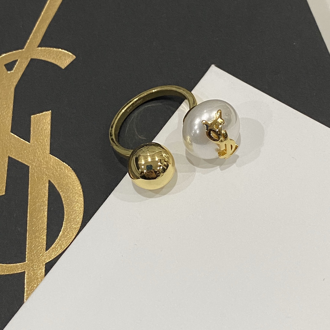 JZ114  YSL ring