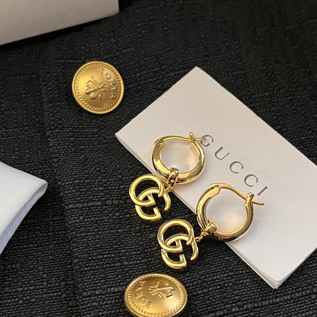 A886 Gucci GG earrings