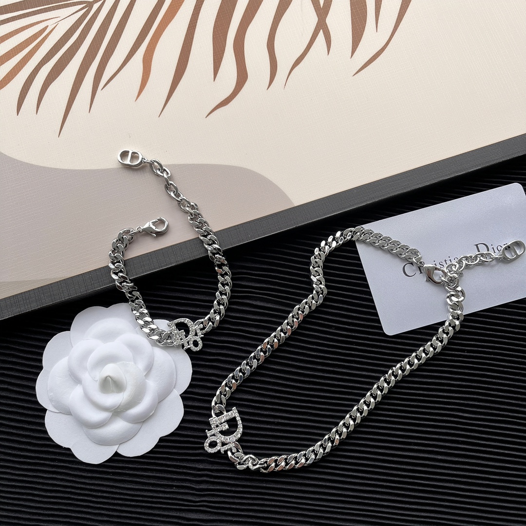 X522  Dior Necklace/Bracelet