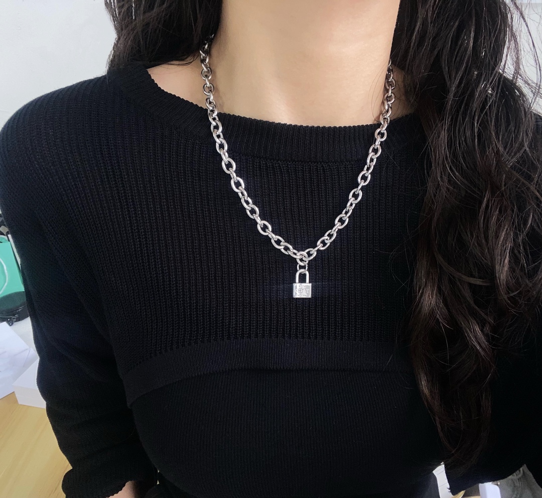 X523  Tiffany Necklace/Bracelet