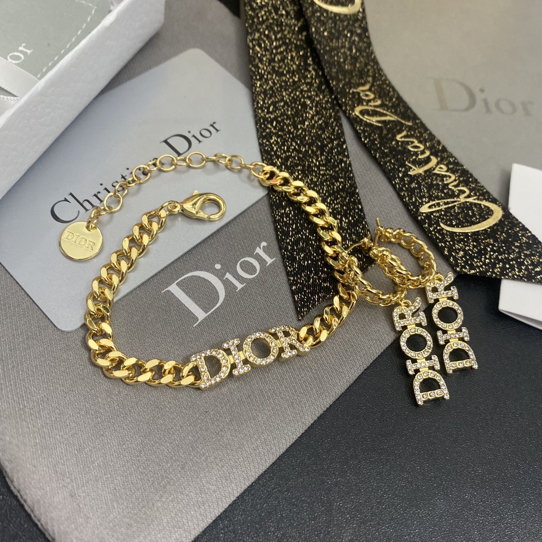 X521 Dior bracelet/necklace