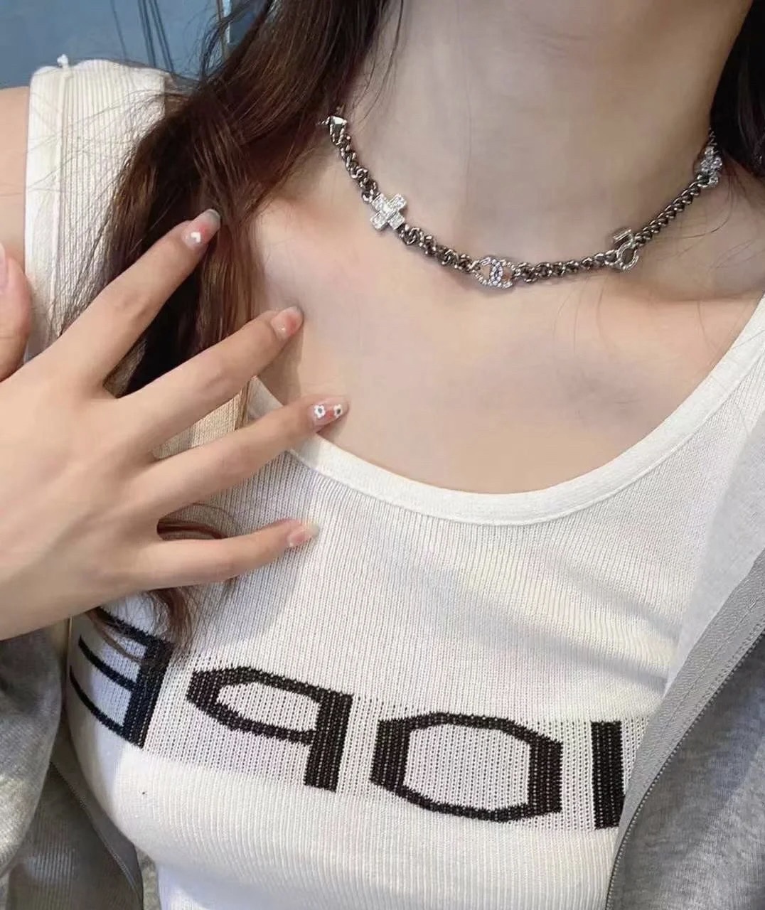 X527 Chanel choker necklace