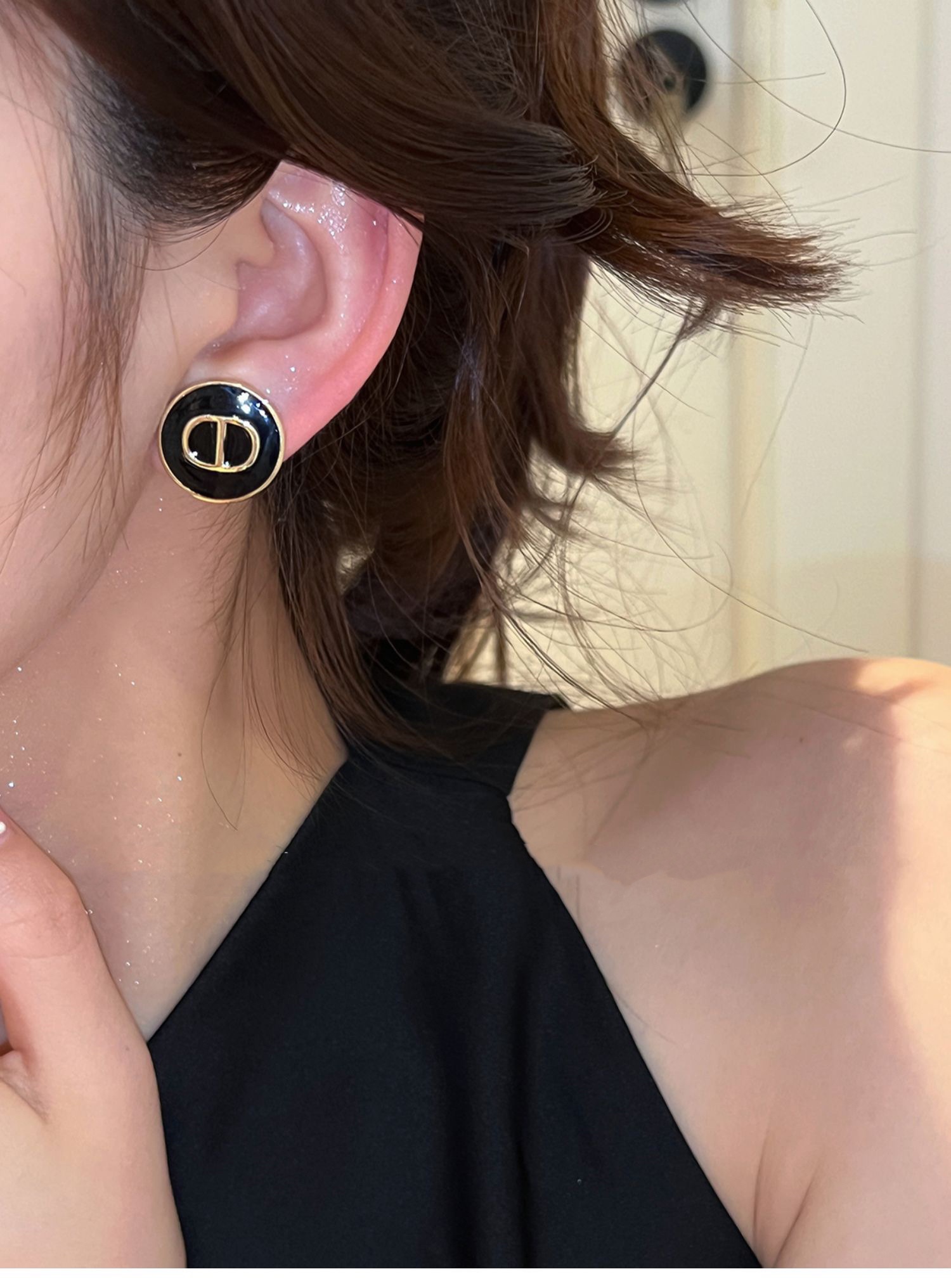 A490 Dior earrings