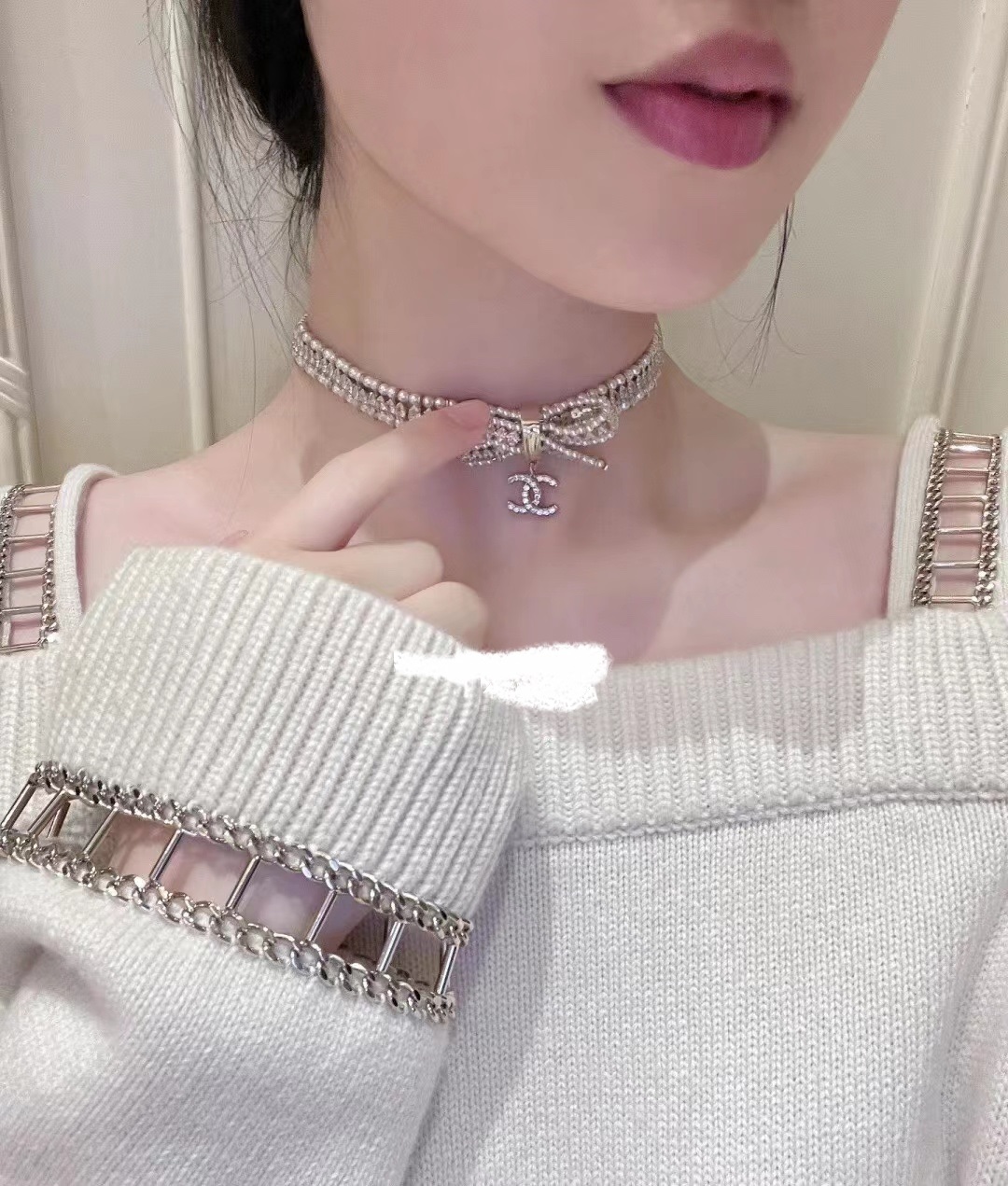 B653 Chanel Crystal bling choker necklace