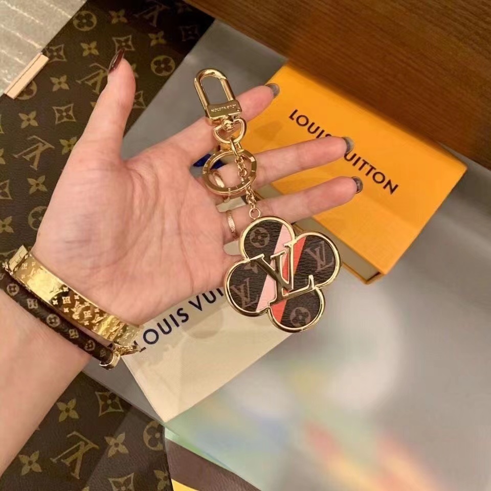 LV Louis vuitton key chain 112255