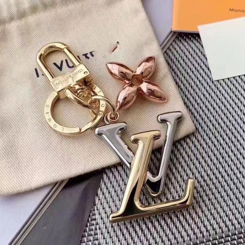 LV Louis vuitton key chain 112252