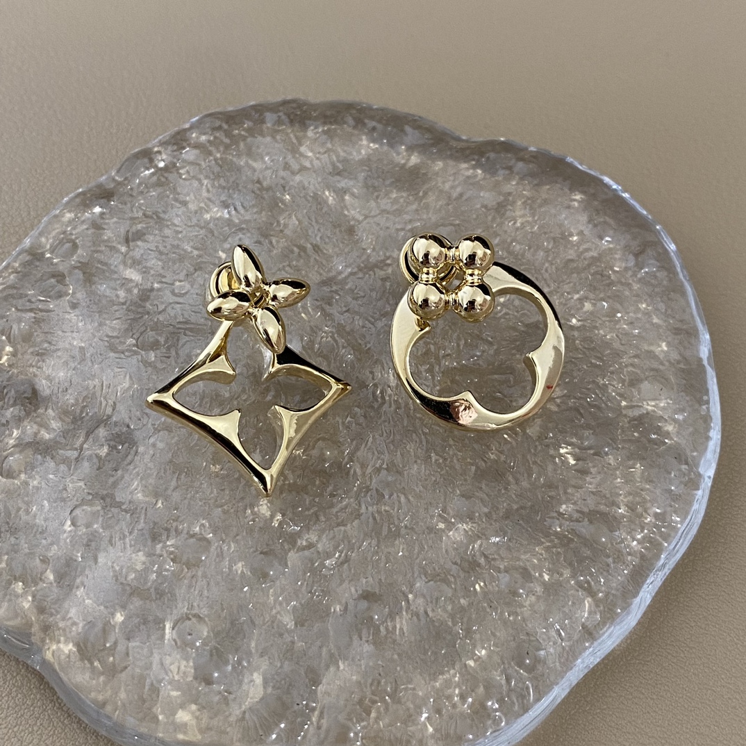 A1078 LV Louis vuitton earrings