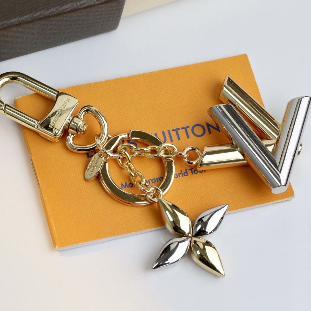 LV louis vuitton keychain(M10)