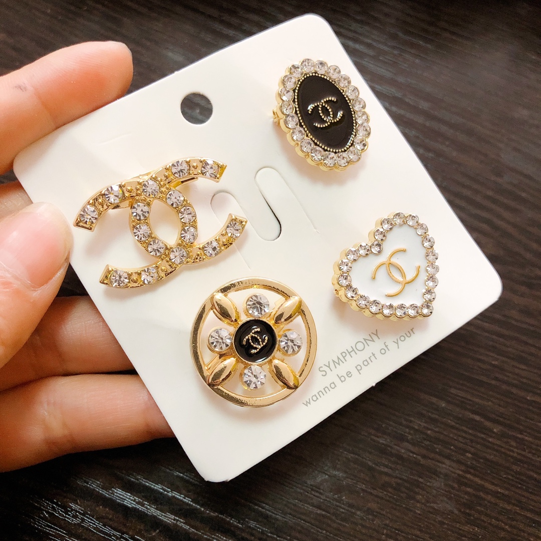 Chanel Set brooch 4pcs 112331