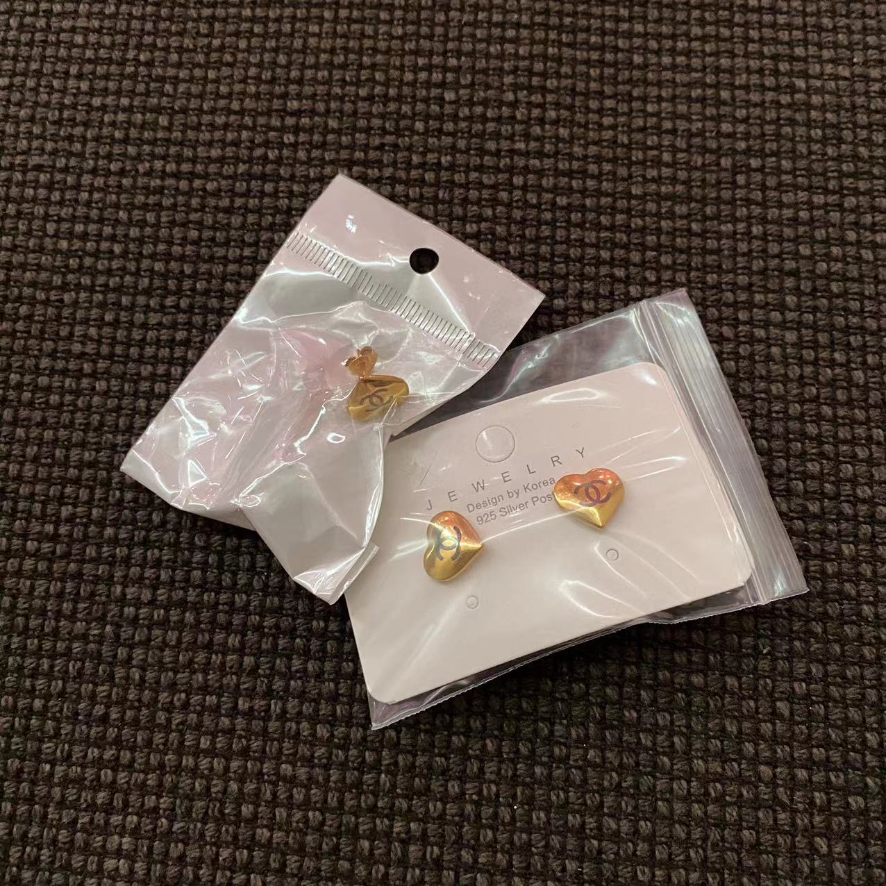 Big sale! New Gold heart chanel earrings