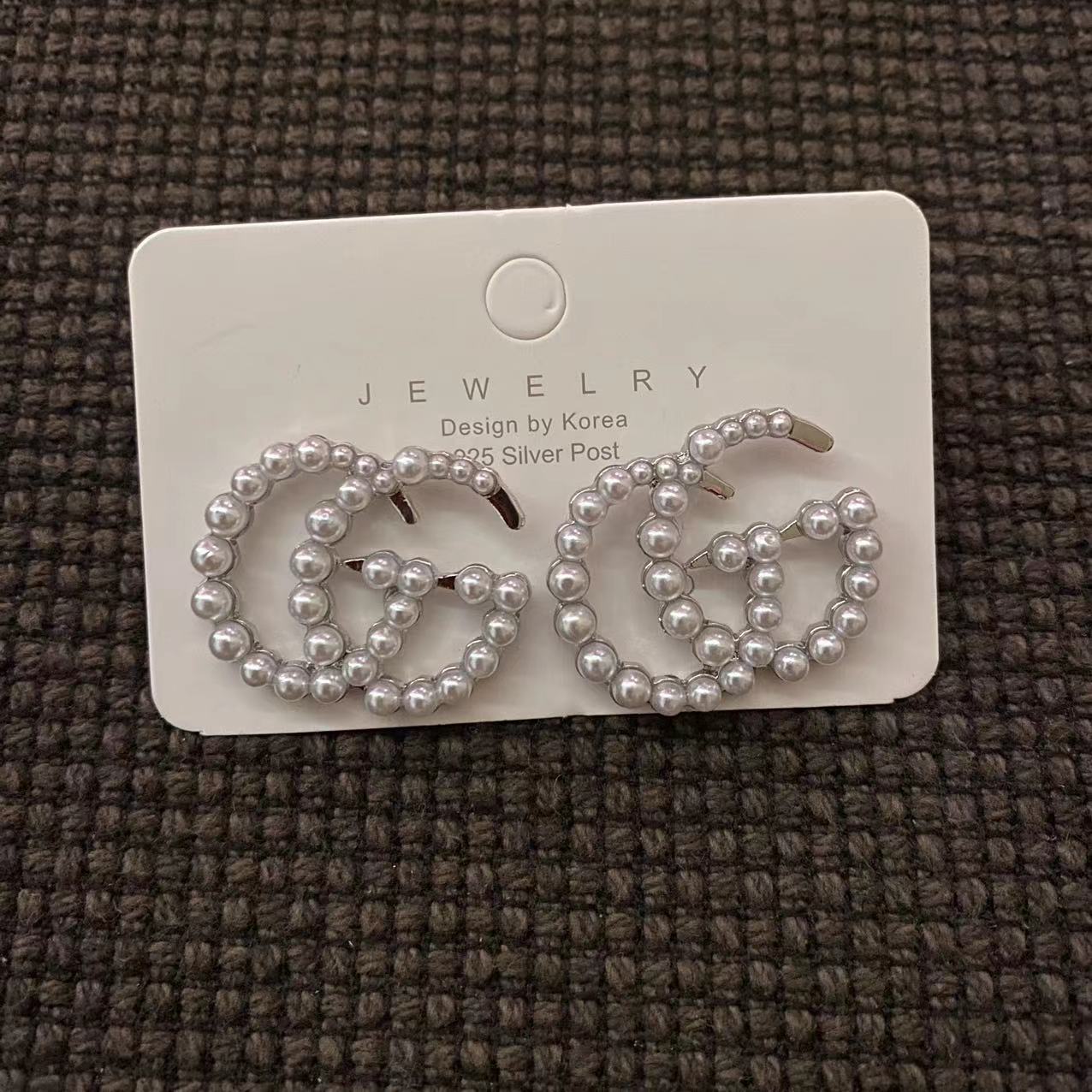 Big sale! New Gucci GG pearls earrings silver