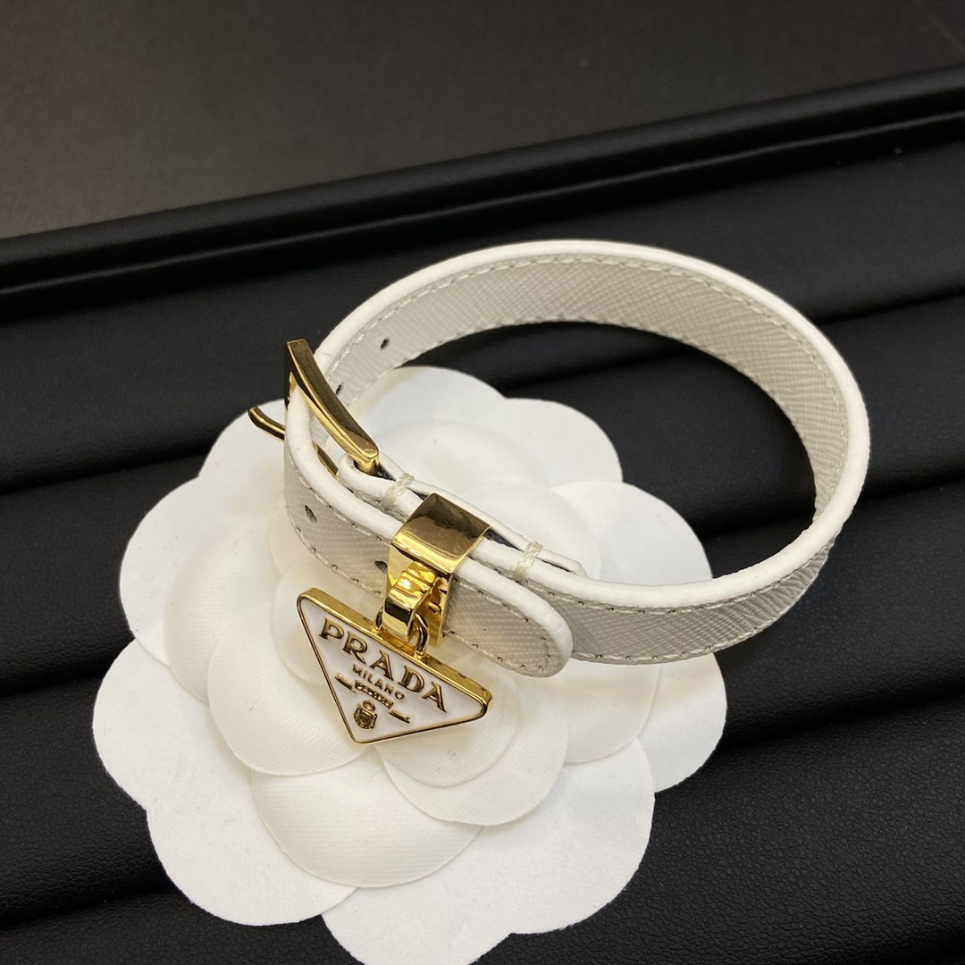 Prada leather bracelet 112391