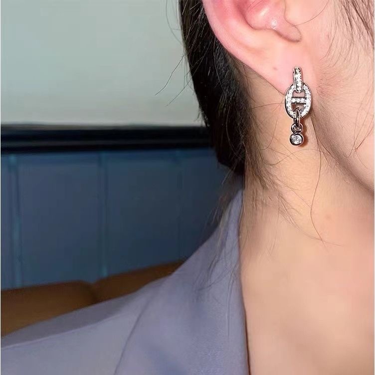 A1334 Hermes earrings