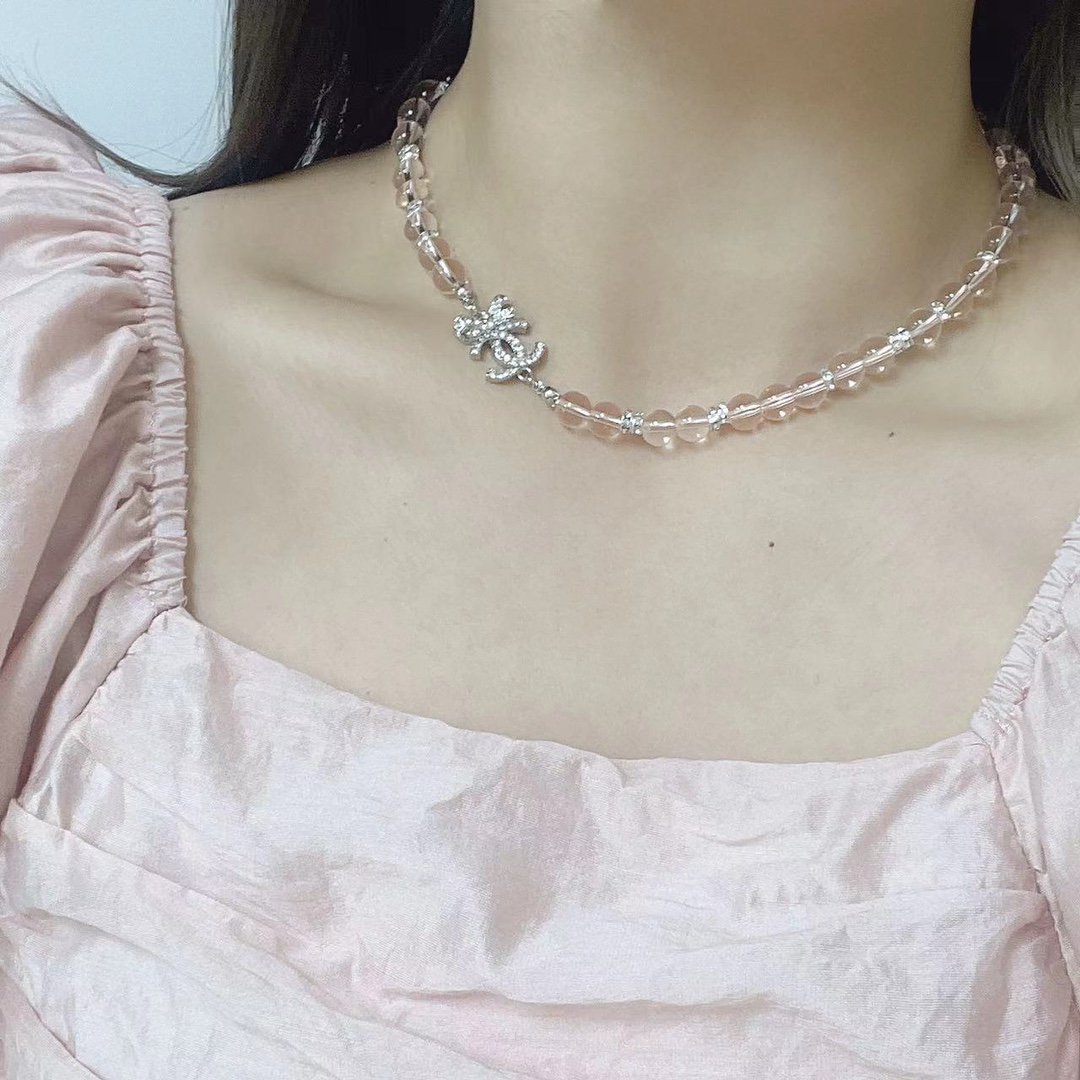 B514 Chanel pink crystal necklace