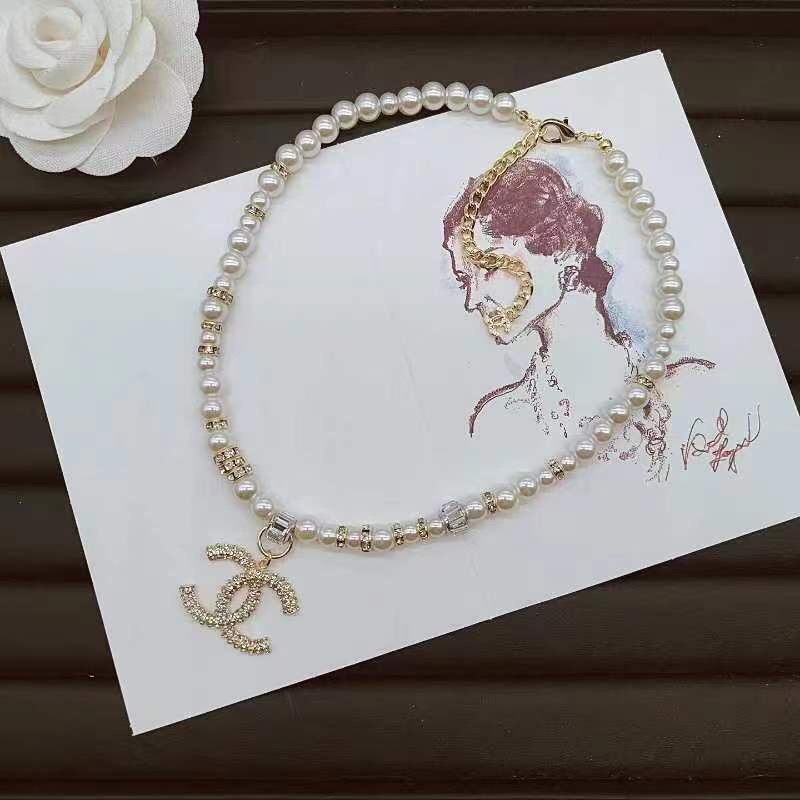 Chanel pearls necklace 112516