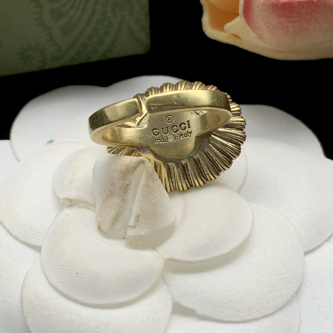 Gucci ring 112542