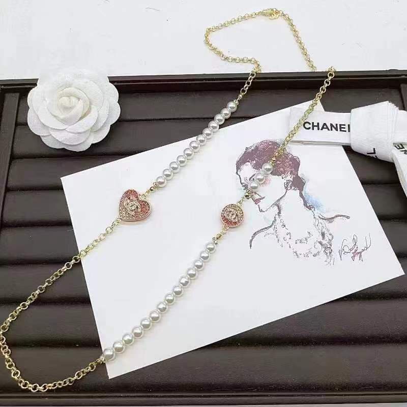 Chanel Pink heart long necklace 112557