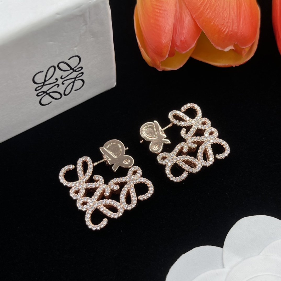 LOEWE earrings Rose gold 112562