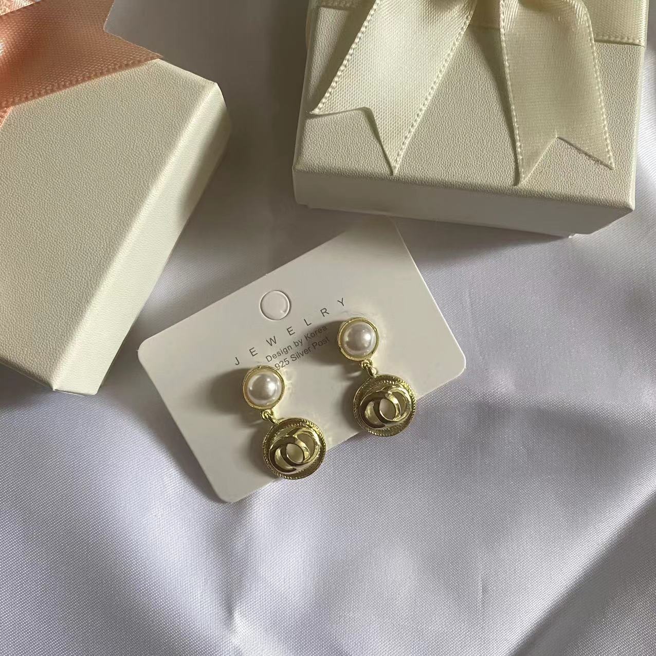 Big sale! New Chanel earrings