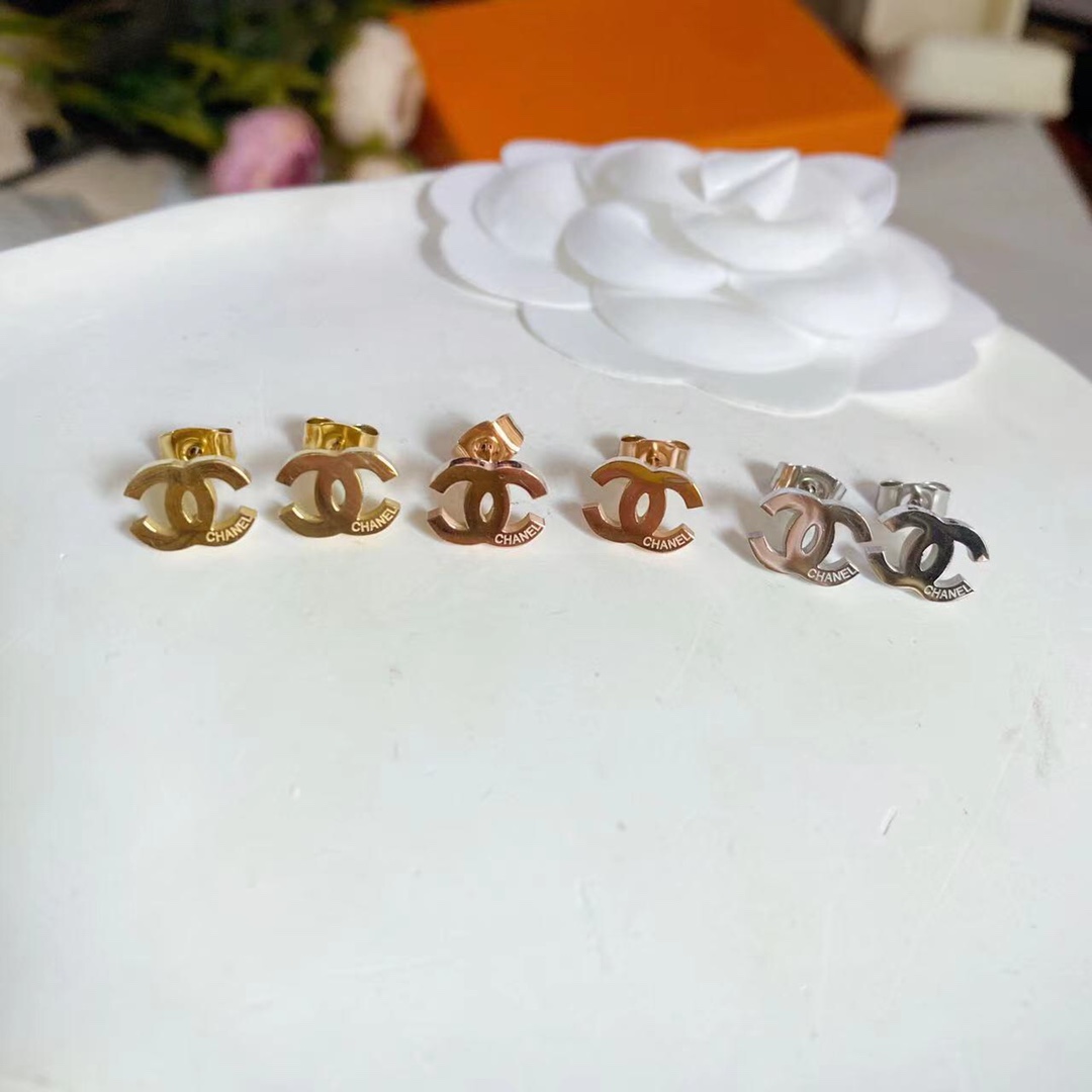 Chanel earrings CC 112620