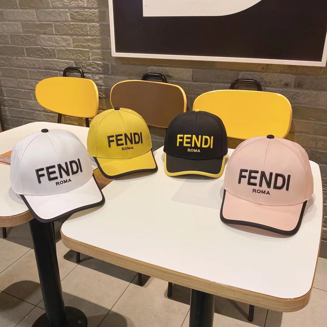 Fendi cap 112773