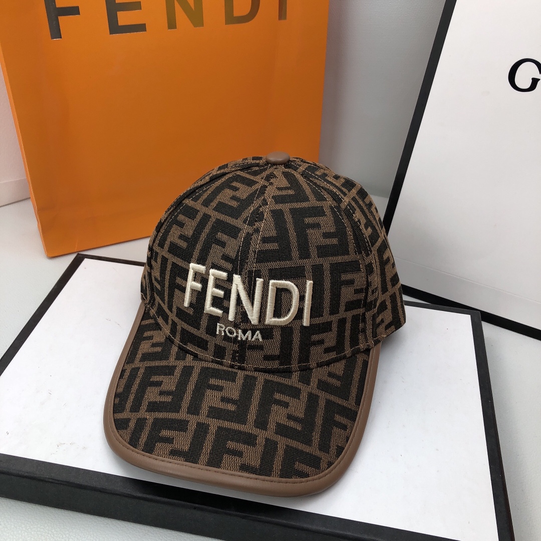 Fendi cap 112762