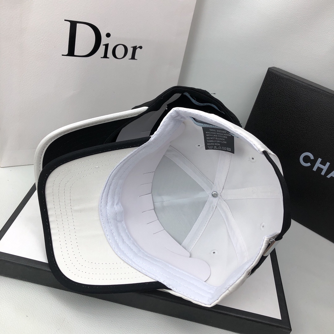 Prada cap 112760