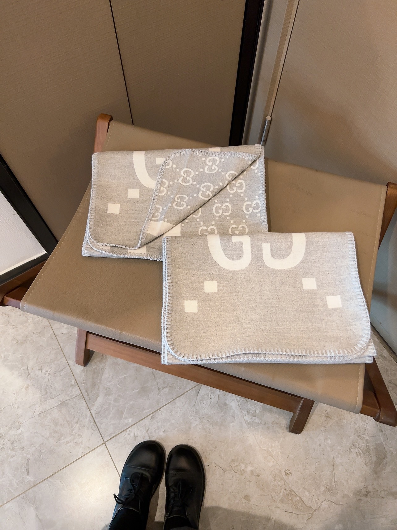 Gucci cashmere Scarf 112747