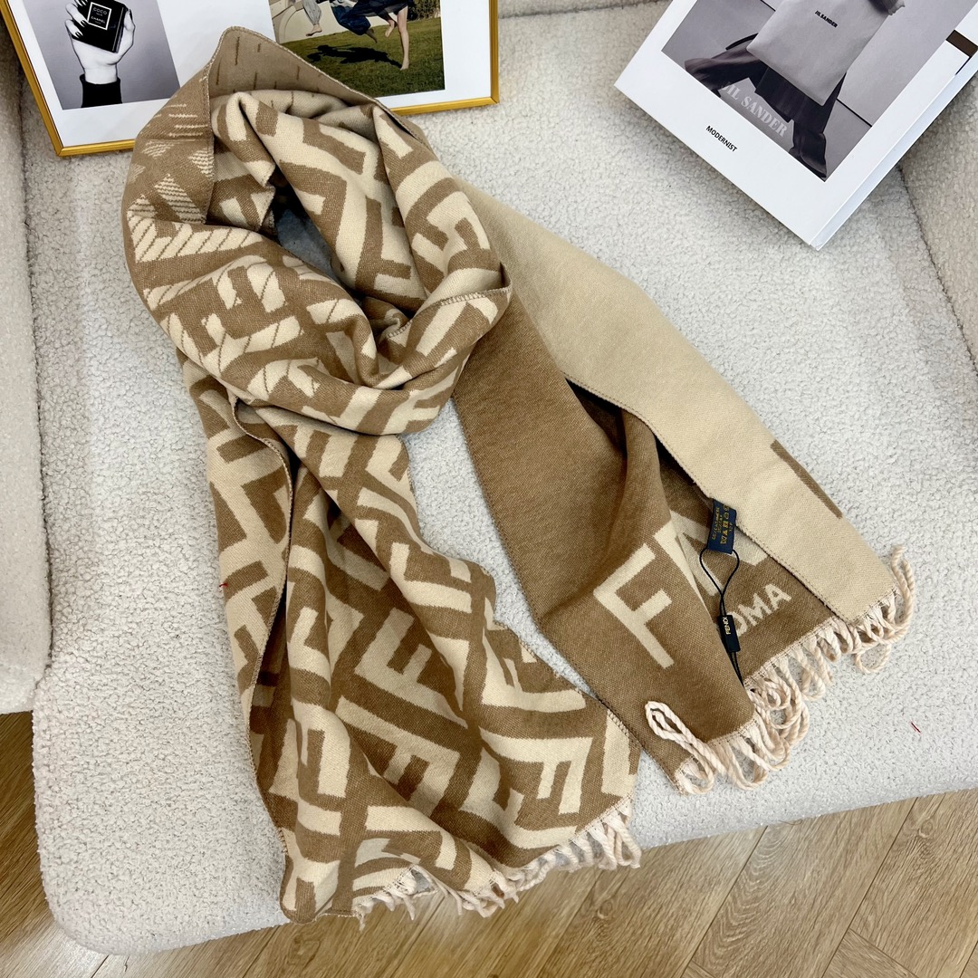 Fendi cashmere Scarf 112795
