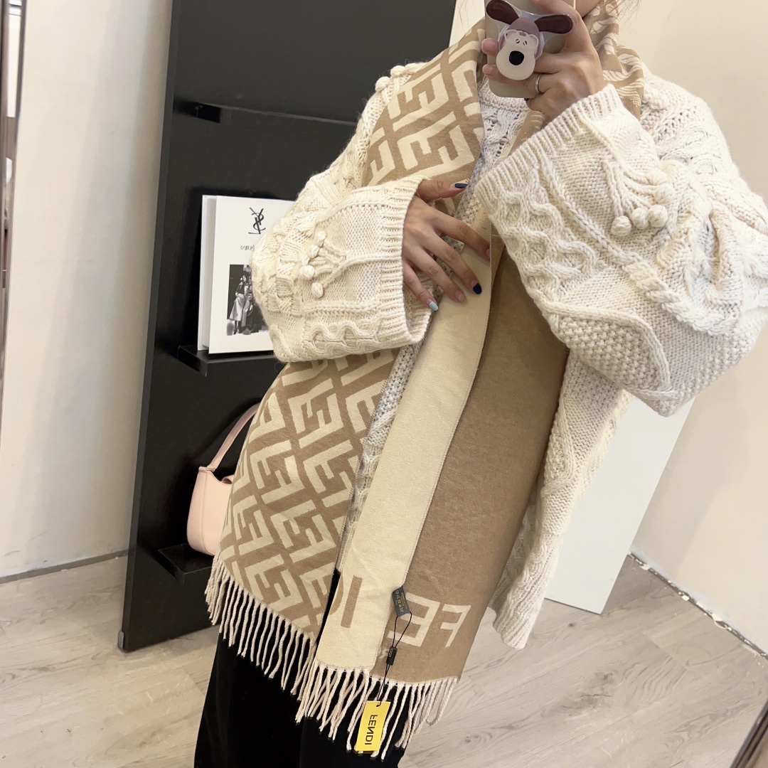 Fendi cashmere Scarf 112795