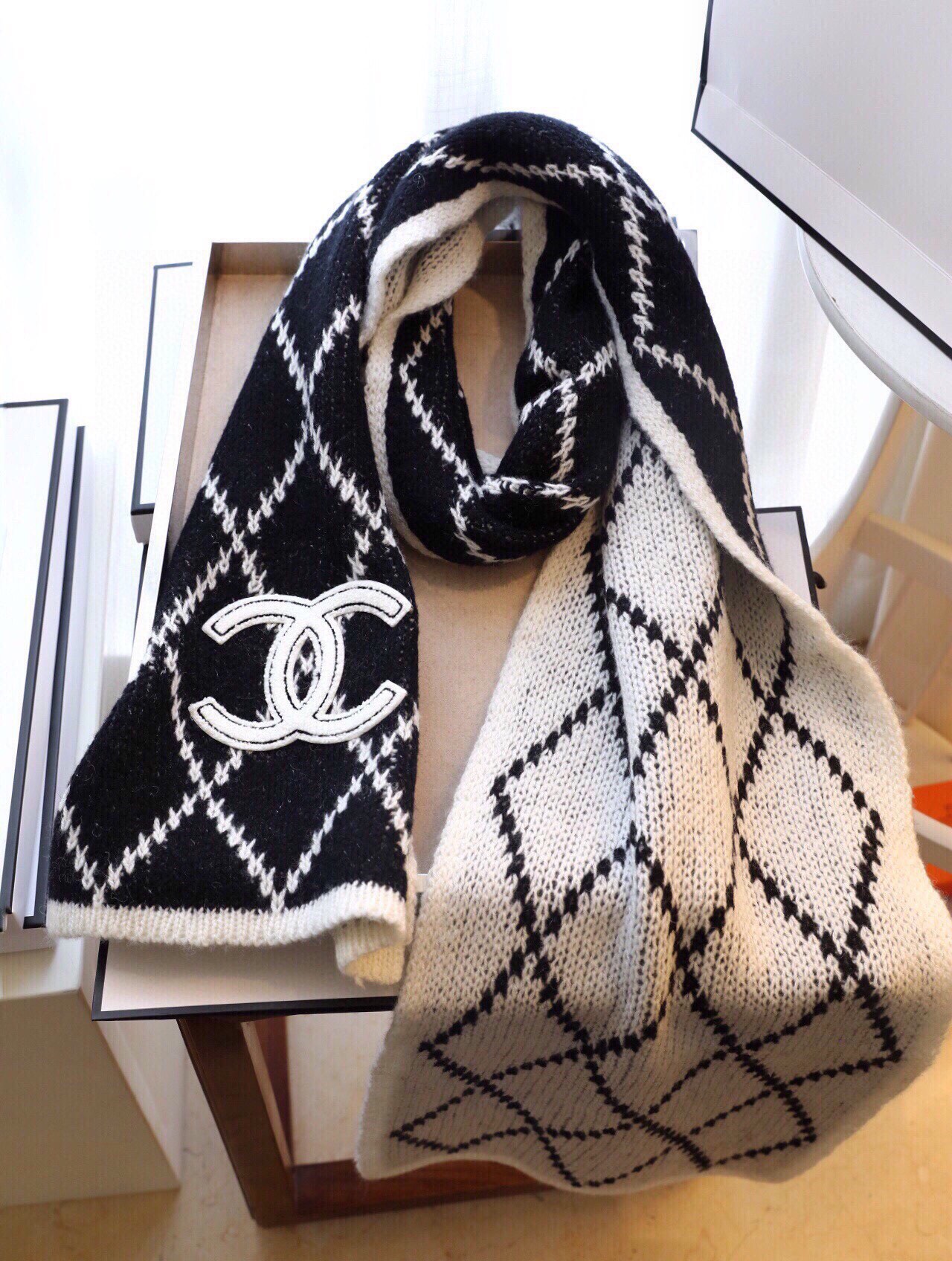 Chanel cashmere Scarf