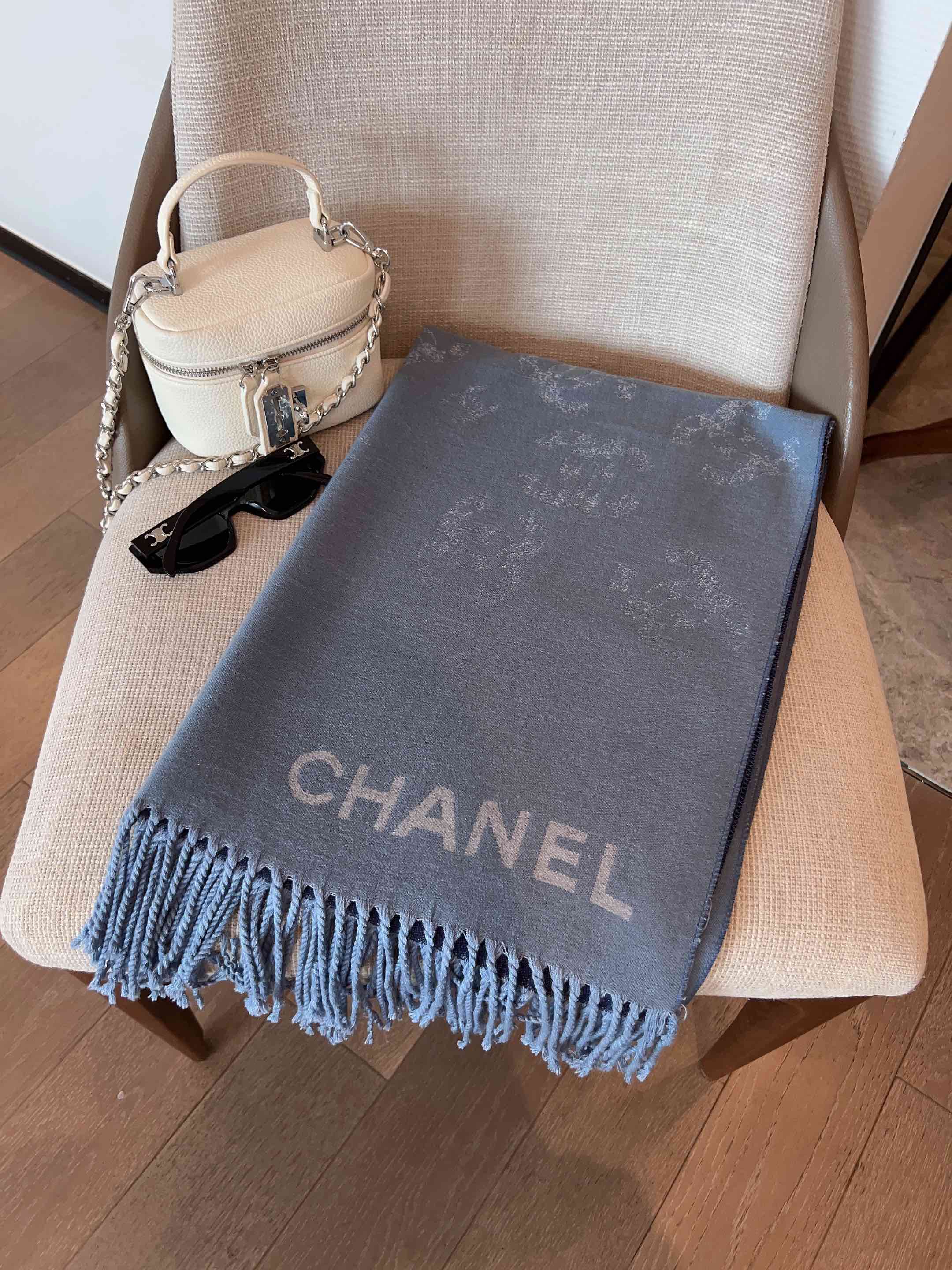 Chanel cashmere Scarf 112787