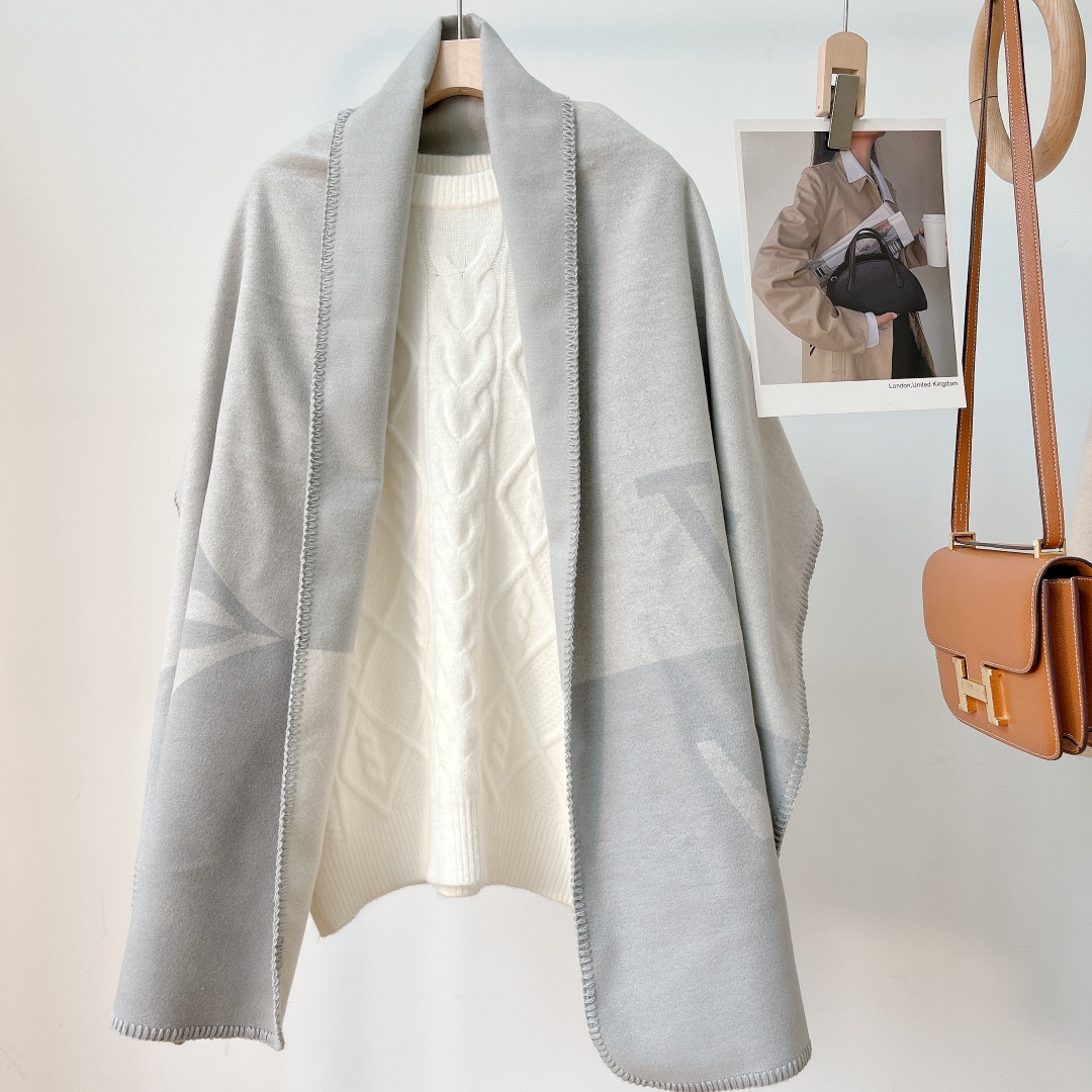 LV cashmere Scarf 112785